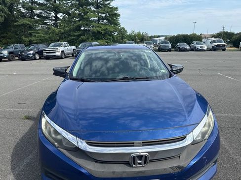 Used 2017 Honda Civic EX image 4