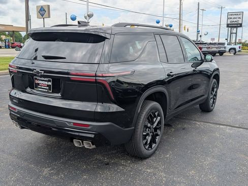 New 2026 Chevrolet Traverse LT w/ Midnight/Sport Edition AWD/4WD image 7