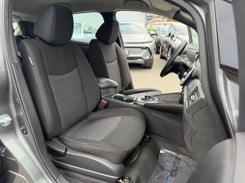 Used 2025 Nissan Leaf S FWD image 29