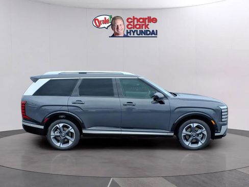 New 2026 Hyundai Palisade Limited FWD image 6