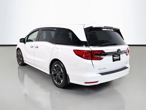Used 2023 Honda Odyssey Elite image 7