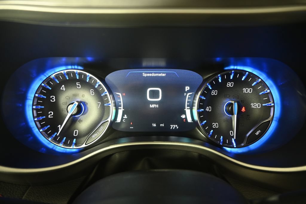 New 2027 Chrysler Pacifica Select AWD/4WD image 24