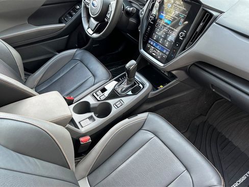 Used 2024 Subaru Crosstrek 2.5i Limited image 17
