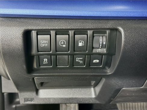 Used 2023 Subaru Crosstrek Hybrid w/ Moonroof Package w/Navigation AWD/4WD image 12