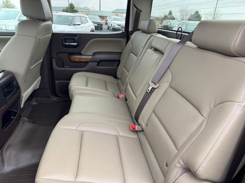 Used 2018 GMC Sierra 2500 SLT w/ Duramax Plus Package image 6