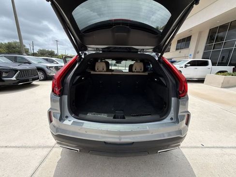 Used 2025 Cadillac XT4 Premium Luxury FWD image 30