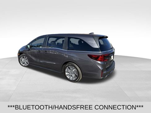 Used 2026 Honda Odyssey Touring image 3
