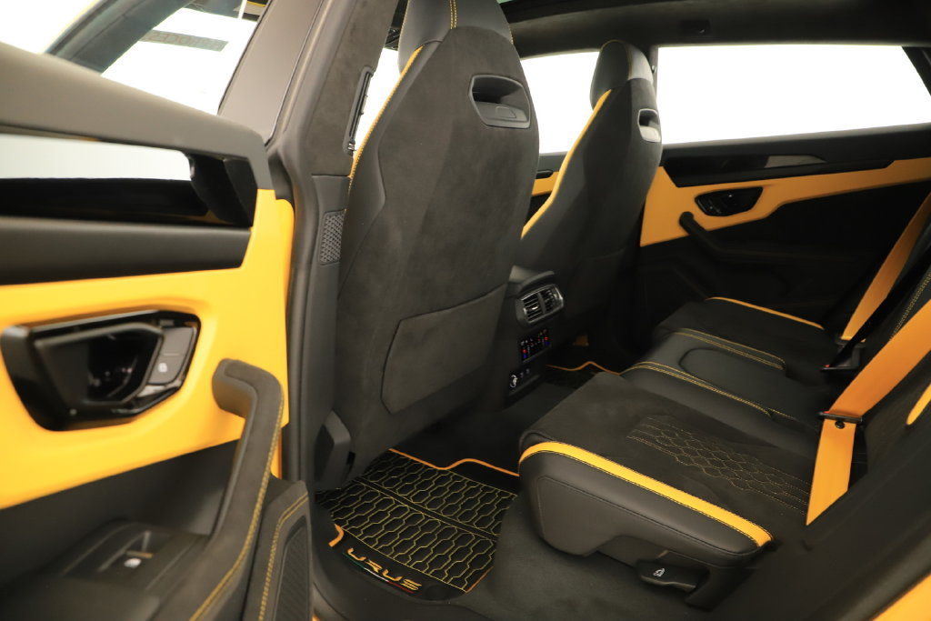 Used 2024 Lamborghini Urus S AWD/4WD image 28