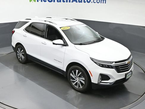 Certified 2024 Chevrolet Equinox Premier image 3