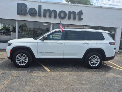 Used 2024 Jeep Grand Cherokee L Laredo w/ Luxury Tech Group I AWD/4WD image 7