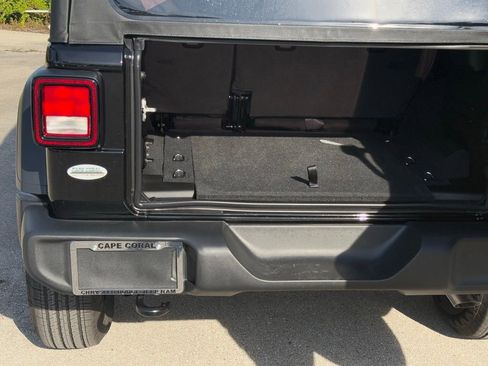 New 2026 Jeep Wrangler Unlimited Sport AWD/4WD image 36