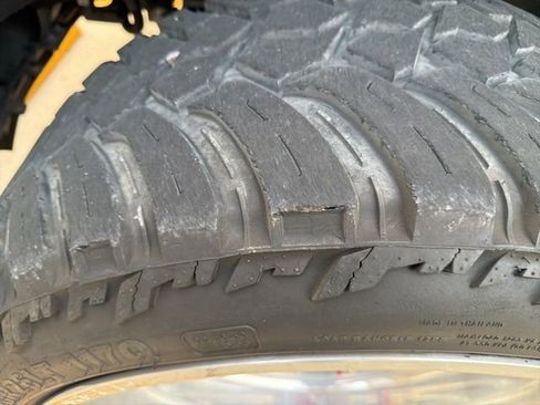 Used 2020 GMC Sierra 1500 Denali w/ Denali Ultimate Package image 3