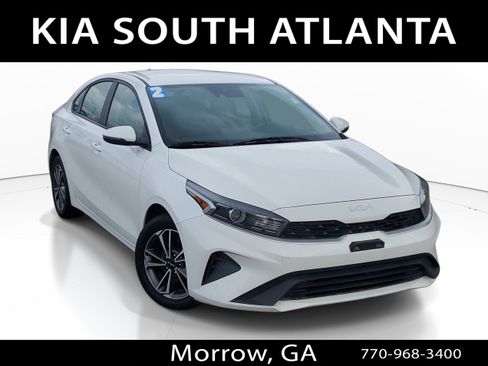 Certified 2022 Kia Forte LXS w/ LXS Technology Package FWD image 1