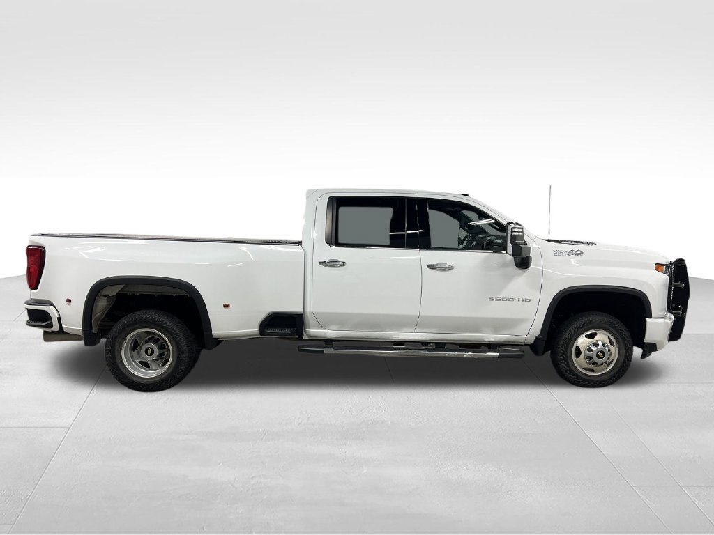 Used 2020 Chevrolet Silverado 3500 High Country w/ Technology Package AWD/4WD image 2