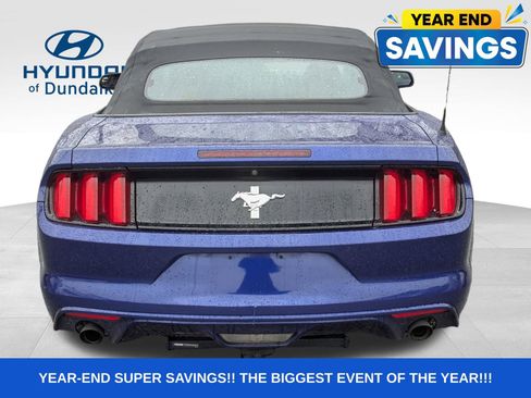 Used 2016 Ford Mustang Convertible image 10