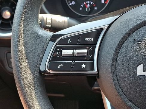 Used 2022 Kia Forte LXS w/ LXS Technology Package FWD image 20