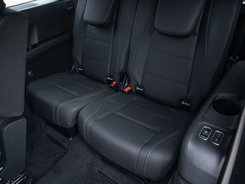 New 2025 Mercedes-Benz GLS 450 4MATIC image 24