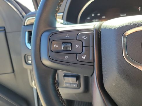 Used 2023 GMC Yukon AT4 w/ AT4 Premium Plus Package AWD/4WD image 25