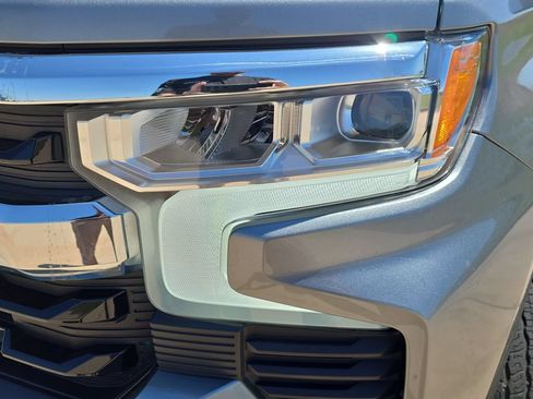 Used 2023 Chevrolet Silverado 1500 LT AWD/4WD image 30