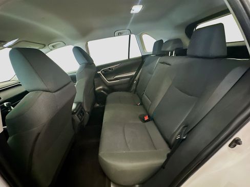 Used 2025 Toyota RAV4 LE AWD/4WD image 28