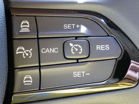 New 2026 RAM ProMaster 2500 w/ Convenience Group image 14