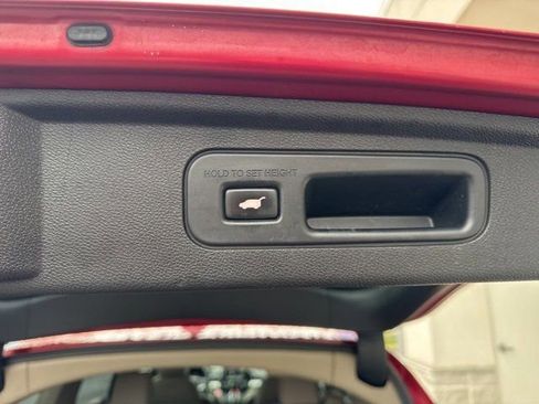 Used 2023 Honda Odyssey EX-L image 11