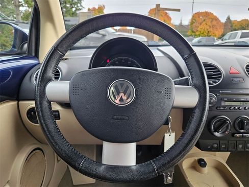 Used 2007 Volkswagen Beetle Convertible w/ Package 2 image 22