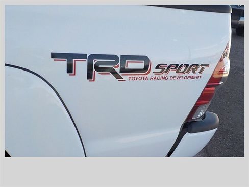 Used 2015 Toyota Tacoma 4x4 Double Cab w/ TRD Sport Package image 17