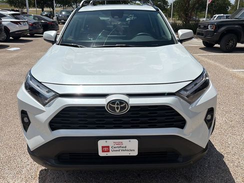 Used 2025 Toyota RAV4 XLE Premium FWD image 8