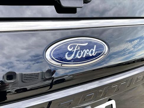 Used 2021 Ford Expedition Max Limited image 30