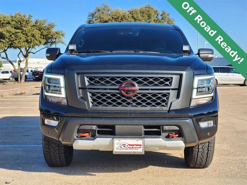 Used 2024 Nissan Titan PRO-4X w/ Pro-4x Convenience Package image 7