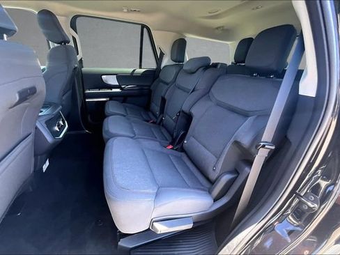 Used 2025 Ford Expedition Active RWD image 23