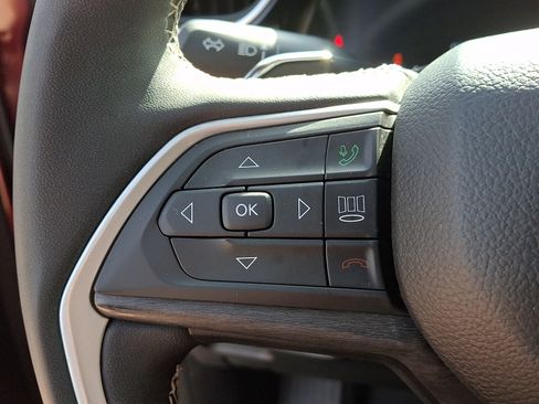 Certified 2023 Jeep Grand Cherokee Limited AWD/4WD image 22