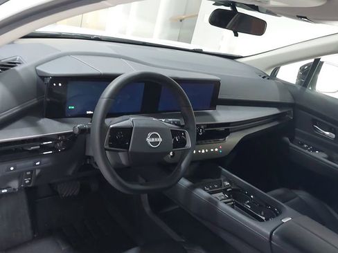 New 2025 Nissan Murano SV AWD/4WD image 19