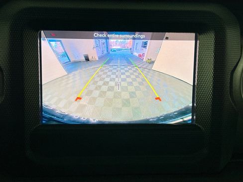 Used 2023 Jeep Wrangler Unlimited w/ Cold Weather Group image 25