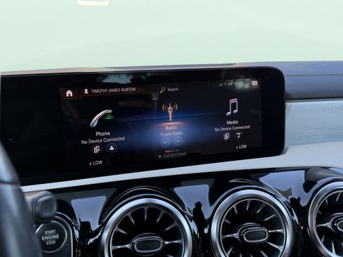 Used 2022 Mercedes-Benz CLA 250 image 31