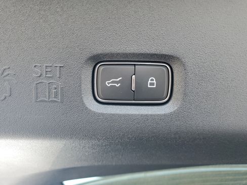 New 2026 Lincoln Navigator L Reserve AWD/4WD image 35