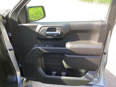 Used 2023 Chevrolet Silverado 1500 Custom AWD/4WD image 32