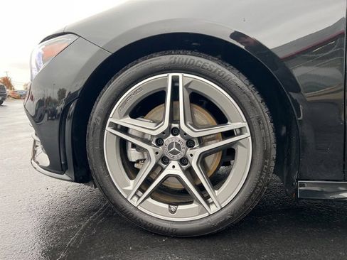 Used 2023 Mercedes-Benz CLA 250 4MATIC image 11