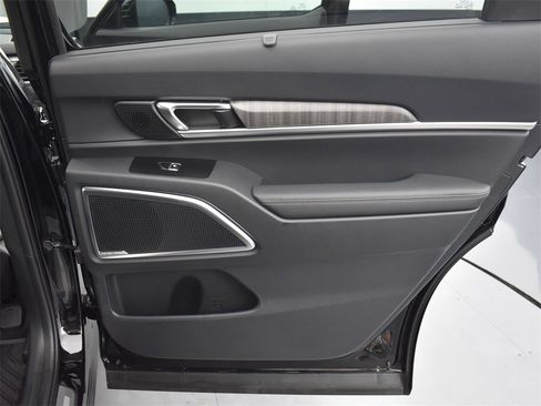 New 2025 Kia Telluride SX w/ SX Captain's Chair Package image 20
