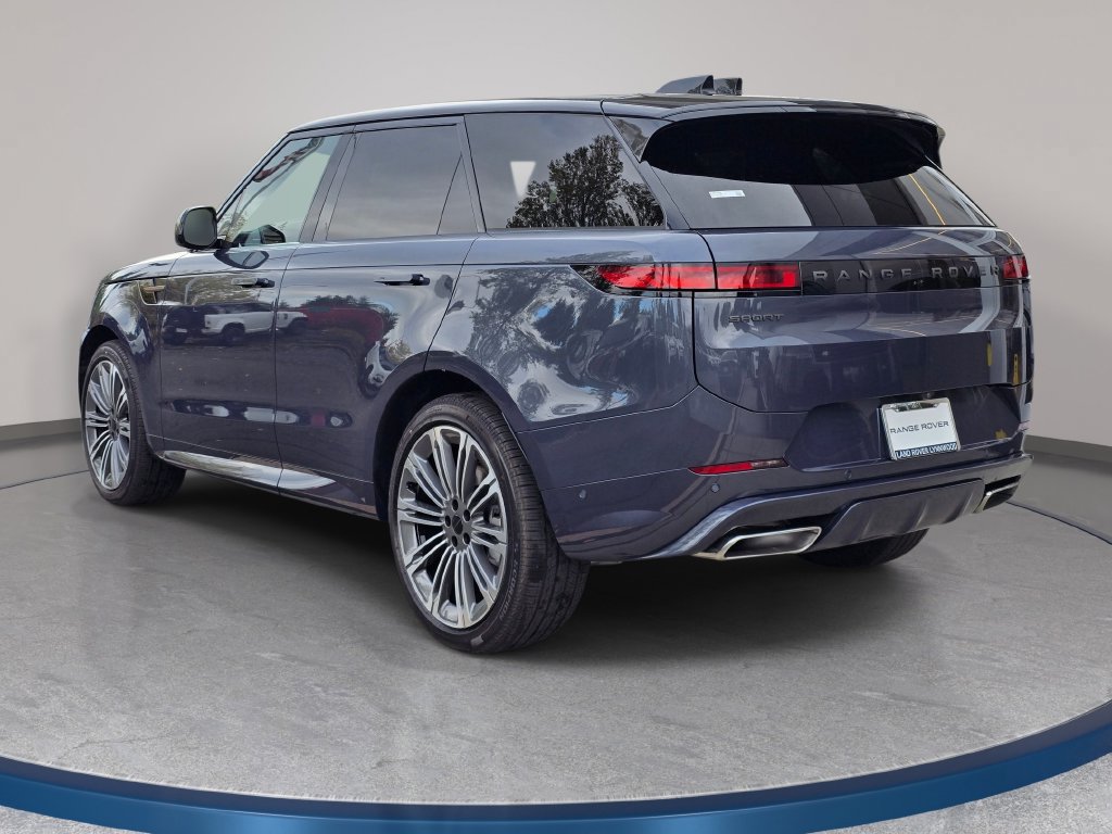 New 2027 Land Rover Range Rover Sport Dynamic SE AWD/4WD image 7