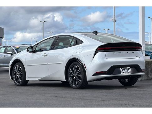 New 2026 Toyota Prius Limited FWD image 6