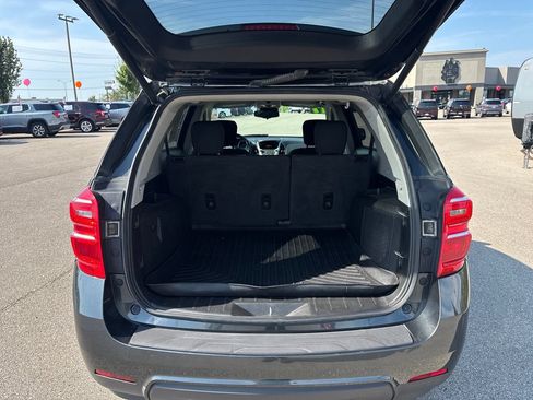 Used 2017 Chevrolet Equinox LT w/ Convenience Package AWD/4WD image 26