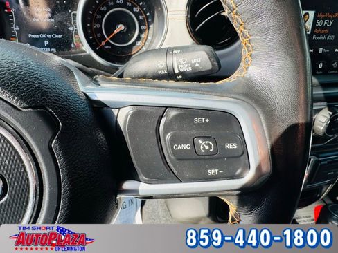 Used 2022 Jeep Gladiator Overland image 29