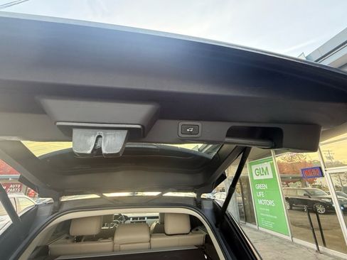 Used 2015 Land Rover Range Rover Sport HSE image 18