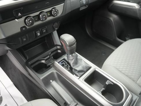 Used 2020 Toyota Tacoma SR5 image 28