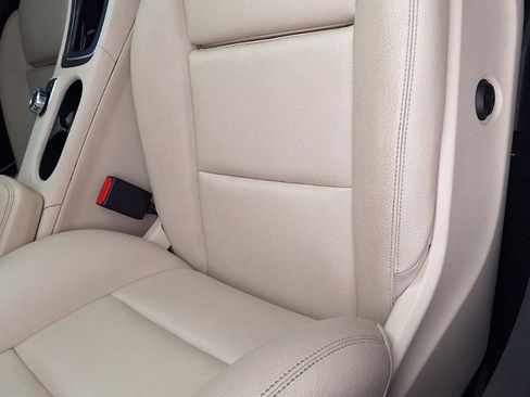 Used 2019 Mercedes-Benz GLA 250 image 25