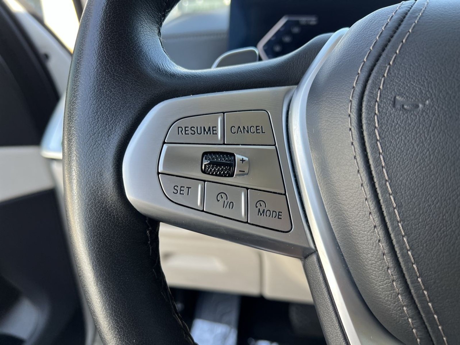 Used 2026 BMW X7 xDrive40i AWD/4WD image 30