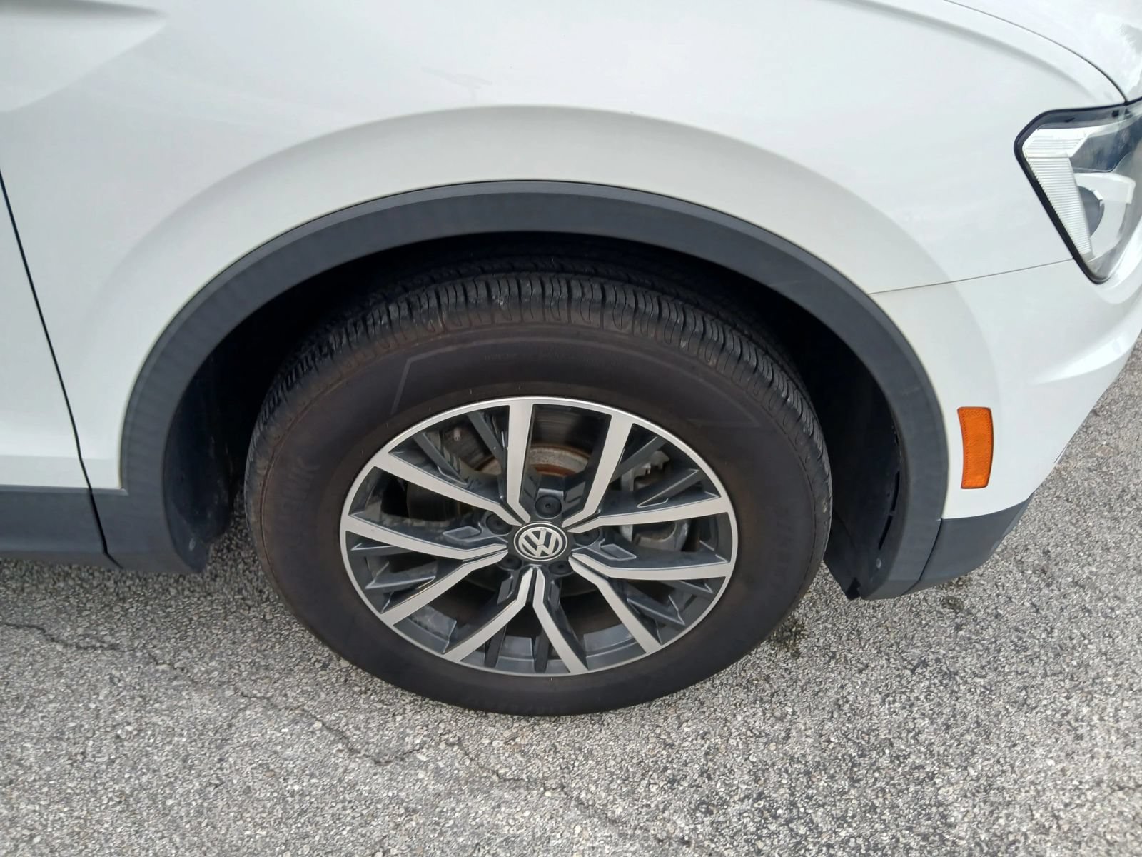 Used 2021 Volkswagen Tiguan S FWD image 34