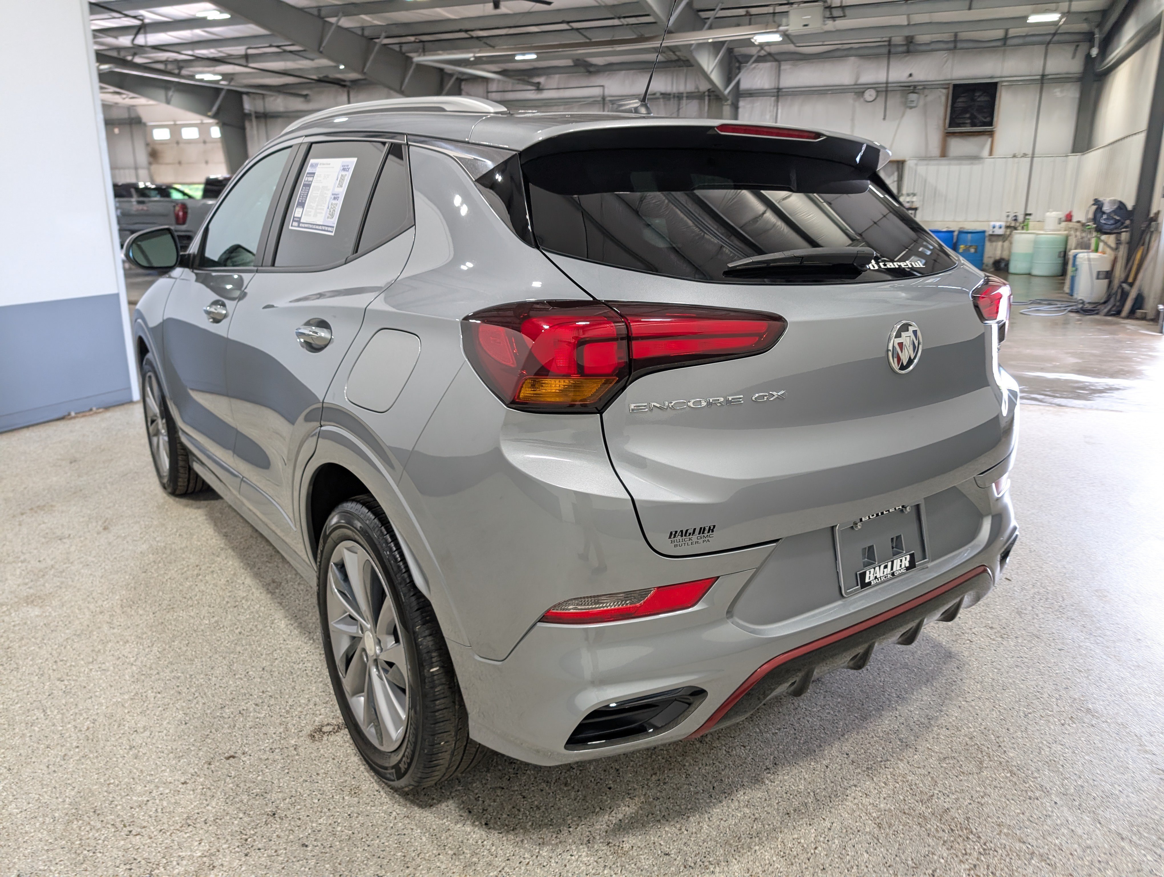 Used 2023 Buick Encore GX Select w/ Sport Touring Package FWD image 5